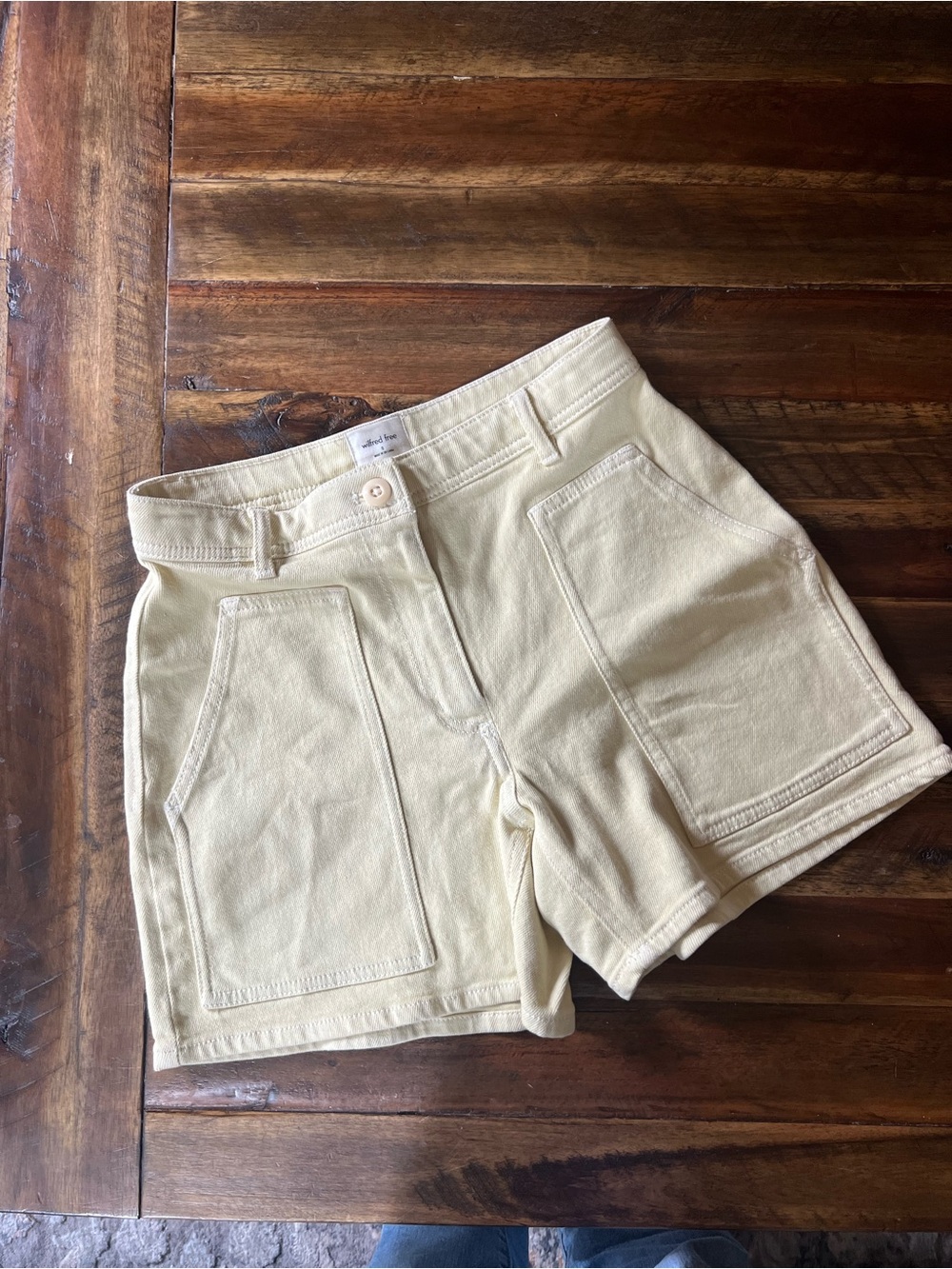 Wilfred Free Cotton Blend Jean shorts